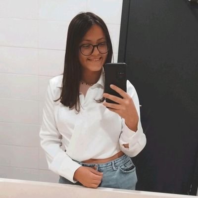 🌸Vive um dia de cada vez, pois amanhã pode ser tarde demais🌸