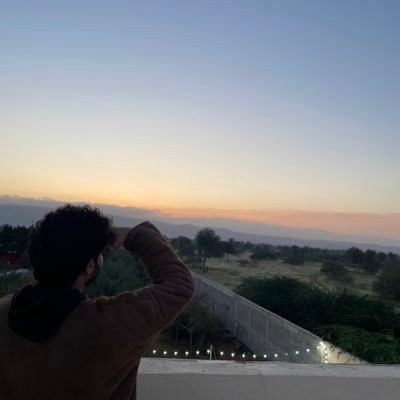 k9_6z's profile picture. Owner a of content creation agency | A hustler with a different mindset