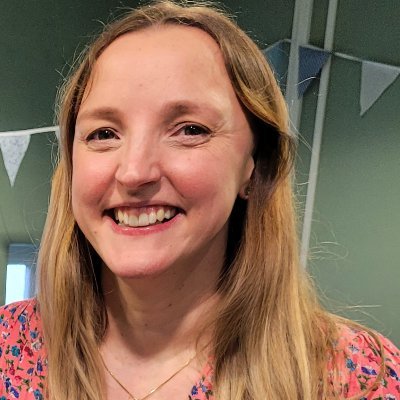 CFMykbar's profile picture. Communications for the NHS. I believe in people, listening and the power of tea & cake.