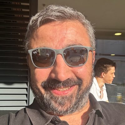 akgunesmurat's profile picture. 