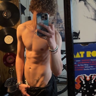 🔞looking to get this shit started 😉😈 ONLYFANS COMING SOON😈