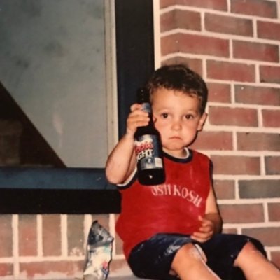 Big Shirtless Bruse male Canter Straike if you want, come n get we boozin and snoozin the baddies right here https://t.co/lHlyyre5aY