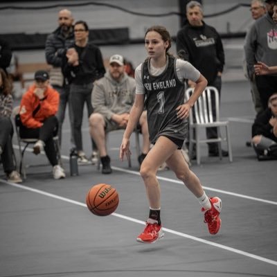 Point Guard | Shooting Guard | Class of 2027 | AAU New England Storm-#1 | Dracut High School Girls Varsity Basketball #1 IG:Kaylee_maier1