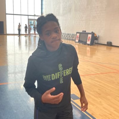 Amiyah Harmon Age: 13 years old PG Height: 4'11”Amiyah Harmon is an extraordinary 13-year-old basketball prodigy who is making waves on and off the court C/O