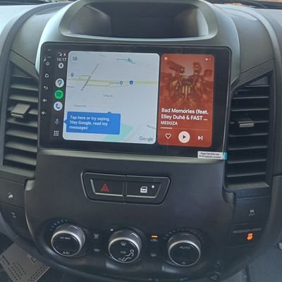 We supply & install Android Radios with Wireless Apple Carplay for all car models, reverse cameras, dashboard cameras & all car audio products