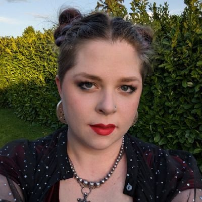 MadiRussArt's profile picture. She/Her  |  Professional animator & illustrator, amateur baker & cat mom  | @asifaportland Treasurer