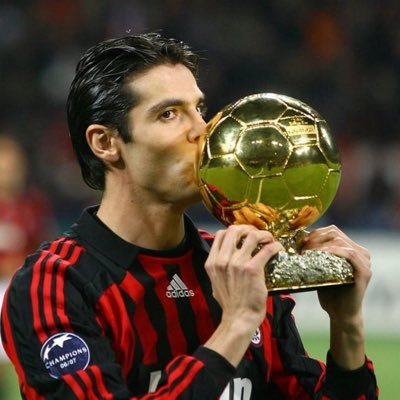 River, Milan y buen fútbol. Messi por sobre todo. La mitad de lo que digo es para hacer llorar a los boludos que se toman Twitter en serio