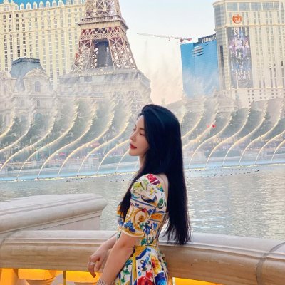 Victoria_cre's profile picture. I am a person who wants to be free, I like to travel, golf, read, and swim. I long to see the beautiful side of the world