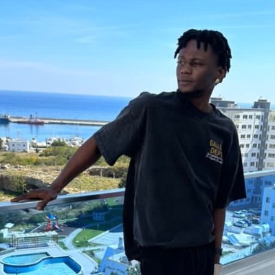 Lyricist💯 • Rapper💯 • Singer💯
Officially Versatile😇
————————————
Stream my latest track (HOLA)
👇👇👇