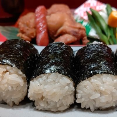 shusetsu_kose's profile picture. 人呼んでハリーさん。自主映画で役者をする怪異。弾き語りライブ主催。独特なダンスを踊ります。父は宮島出身、母は寺育ち。愛車はセロー250。岡村靖幸とロボットアニメが好き。趣味はライブ鑑賞。
先祖は廻船問屋の播磨屋栄左衛門。https://t.co/xdiU7C8yS7