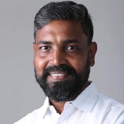 ஏ.இரமணிகாந்தன்
பாடலாசிரியர்,
10/12, இரண்டாவது தளம், ஏவிஎம் நகர் 2 வது தெரு, விருகம்பாக்கம் சென்னை - 600092
( ஏவிஎம் மெய்யப்பன் பள்ளி அருகில் )