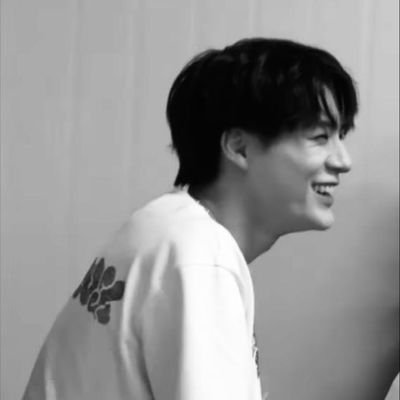 matchalatte3_'s profile picture. gausa kepo, soalnya kadang buka gembokan