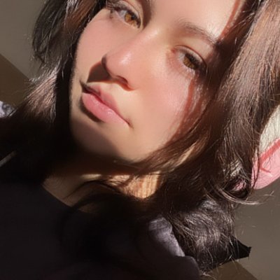 Hey banda soy cris!
Twitch streamer, Tik Toker, YouTuber e Instagramer :D
todas mis redes @criscaceresh