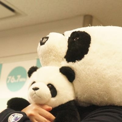 🐼「うさのここつき」です。
仕事から趣味まで雑多に呟いてます。
.
🎙️FM TARO（76.7MHz）の夕方情報番組「Evening JAM!」月火曜担当。
🎙️アプリ「わくわくファンタジー」出演
.
🔖筆山の嫗
🔖吠える坂48 ポエーマンモノクロ
.