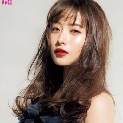 ✨両顎で失った自然な笑顔を取り戻す整形✨1人でも整形で失敗する人を減らすための整形情報発信してます⭐️2023.6輪郭3点+両顎2023.12鼻フル修正+小鼻縮小2024.5ピン除去 2024.9フル切開リフト2024.12人中短縮⭐️【予定】▶︎小鼻縮小再