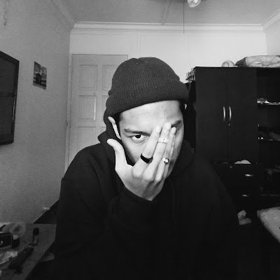 DInspecs58035's profile picture. 