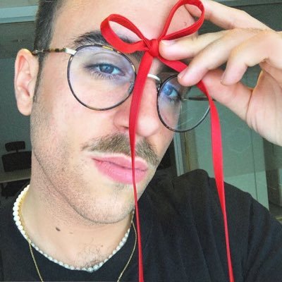 WalkerEye's profile picture. 