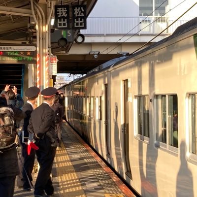 鉄オタなんで基本鉄道旅行ですが、高速バス、LCCなども利用します。たまに写真も撮ったり。青春18きっぷは人生。 ちなヤク。
