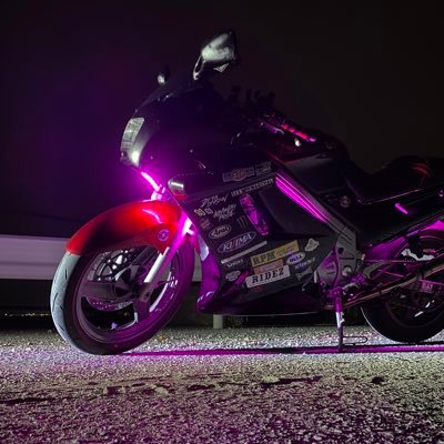 MaShoma87031227's profile picture. PTC自動車整備科卒業バイク乗りです！バイク愛車ZZR250ライトアップ仕様 無言フォローすみません。基本見るだけ👀インスタ民