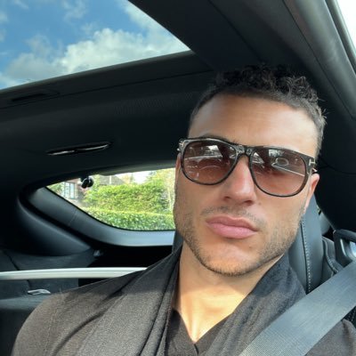 deanoperona's profile picture. …