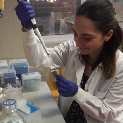 Med Biotech at @uninaIT
PhD student @CNIOstopcancer at https://t.co/wkb4udTZ2l🧬🧫🔬

IT 🇮🇹| ES 🇪🇦