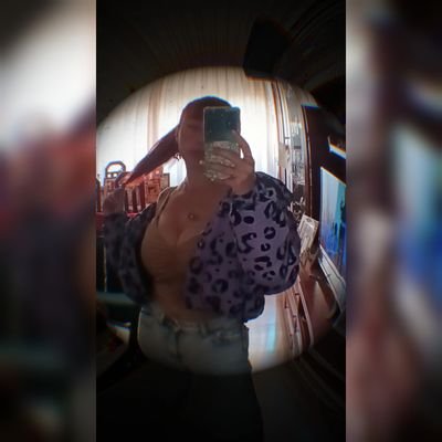 SrtaGutieerrez's profile picture. R E P U B L I C A N A .

Que el destino decida, porque yo ya paso.

Me querían cortar las alas , y eché a volar.