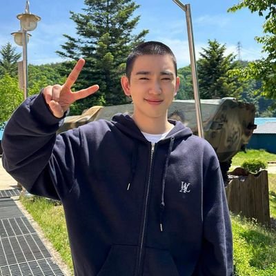 jinyoungswig Profile Picture