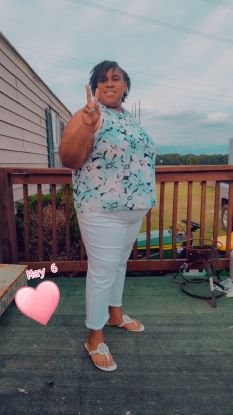 strong woman and mother of 3. standing on my 10 toes with God's grace.