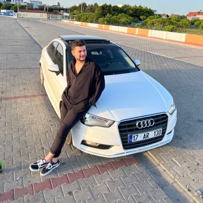 17enginMert's profile picture. nassı yani bir gün ölücez
