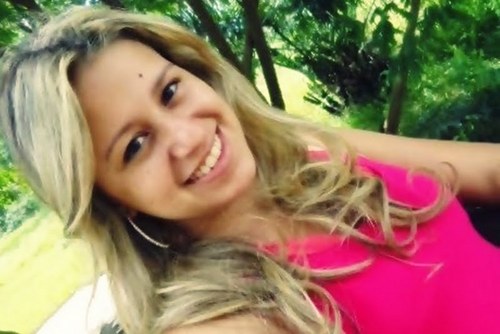 Digamos que eu sou o resultado se você juntar a idiotice, a loucura e o exagero. (: