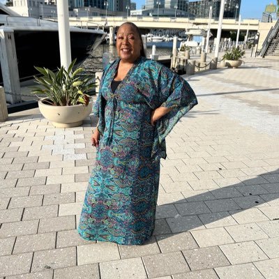 DrEllie30's profile picture. Author, Artist, Runner, Wellness Coach. My mission is to restore vision and hope. Nurturers need Nurturing 🇭🇳