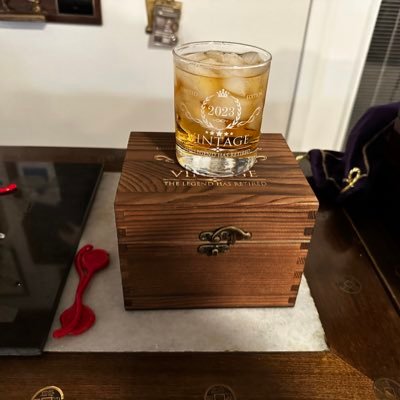 Epictetis's profile picture. Old OC, Retired Army officer…..WFX LOG Yoda..observer of human behavior. Opinions are based on majority opinion of the voices in my head.