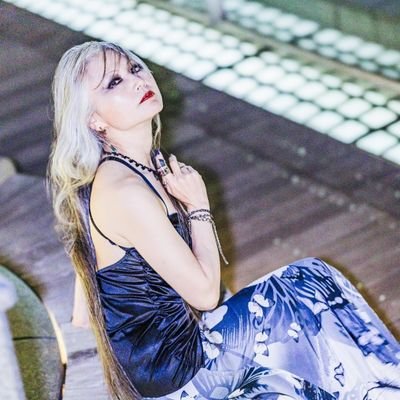 スタイリッシュゴシックメタルバンド【VELVET ECLIPSE】でVocalやってます。
https://t.co/HTXB7xXEB7
【 Model 】
showやCD jacketなどの経験あり〼
https://t.co/EZaMlFTTLT