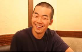 33歳。幸せにいきたい年頃です。職業は自営業。ITコンサルタントとプログラマーをやっています。その他に釣り、狩猟などが趣味です。