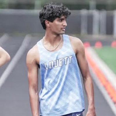 Lovett 24’ xctf / 800m: 1:59.92 / 400m: 50.46 / mile: 4:35 / 4x Region Champ / 3x State Finalist /insta:kiran_menachery