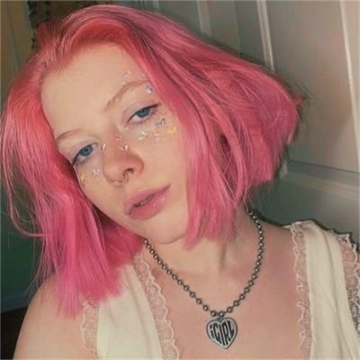 0THER19PIL0TS's profile picture. mean lesbian extraordinaire