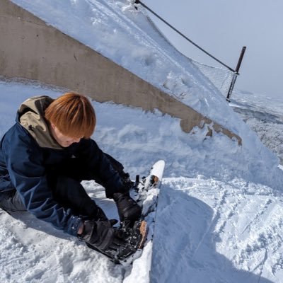 SES事業、システム開発、ソフトウェア開発を行っているスタートアップで勤務しております。案件出し・要員出しどちらも行っていますので、案件・人材の情報交換してくださる方、お気軽にDM・フォローお願いします!