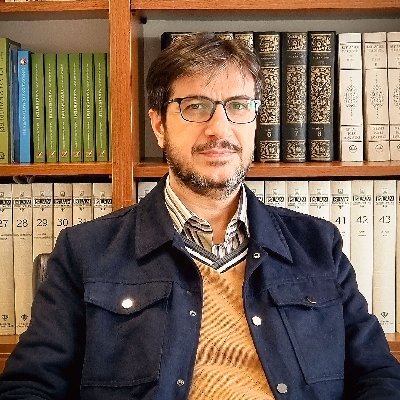 Prof. Dr. Çanakkale 18 Mart Ünv. İlahiyat Fakültesi/Türkiye
أ. د. محمد علي يارقي (ياركي) - جامعة جناق قلعه 18 مارس- كلية الإلهيات/تركيا