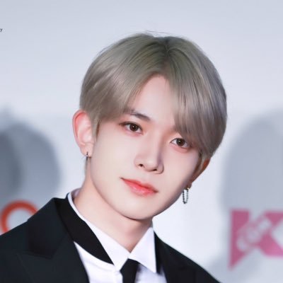 ZPfUzX8qFxwFSoh's profile picture. 
