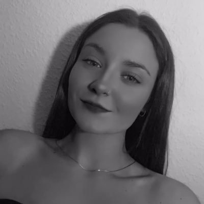🦋 ig : elenaacs_