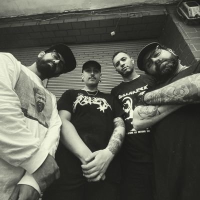 En Contra De Todo Profile