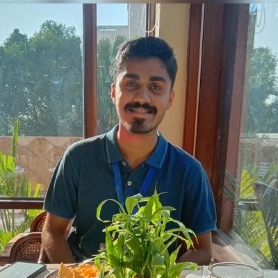 Nishaad_tweets's profile picture. 