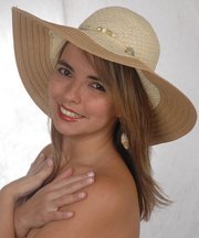 liviamotinha's profile picture. 