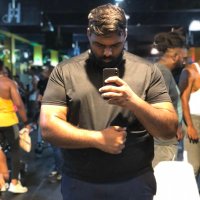 Rayyaan Rughony (@lecrbn) 's Twitter Profile