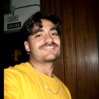 isrovx's profile picture. 〰