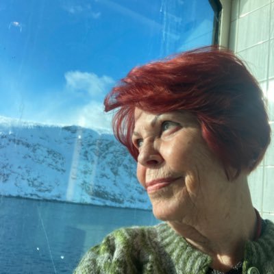 Lilla876's profile picture. Glad dame midt i landet. NEI til atomvåpen!! Teatervenn. Medlem av Afghanistankommiteen i Norge.