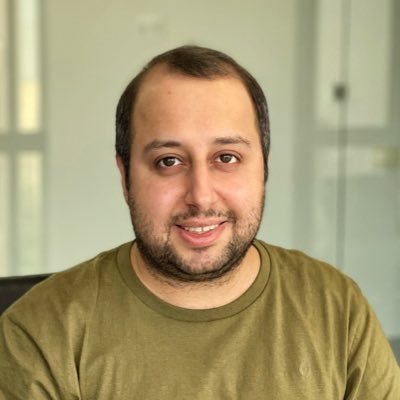 Half Designer, Half Developer | Co-Founder and Front End Developer @mysazito, Creator of https://t.co/IV42v9kCph