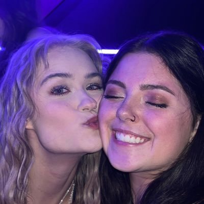 IzziRuge's profile picture. 