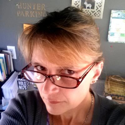 shemcphe_sheila's profile picture. Not much of a 'tweeter' myself....but fascinated by those who are.