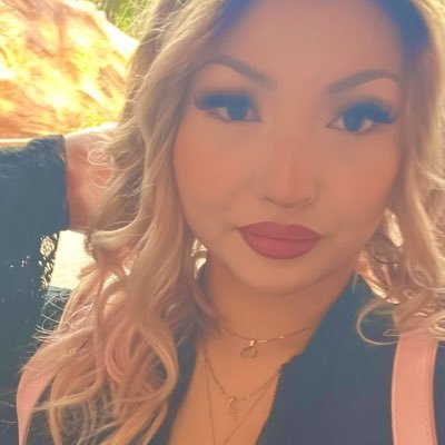 Clara3887's profile picture. 